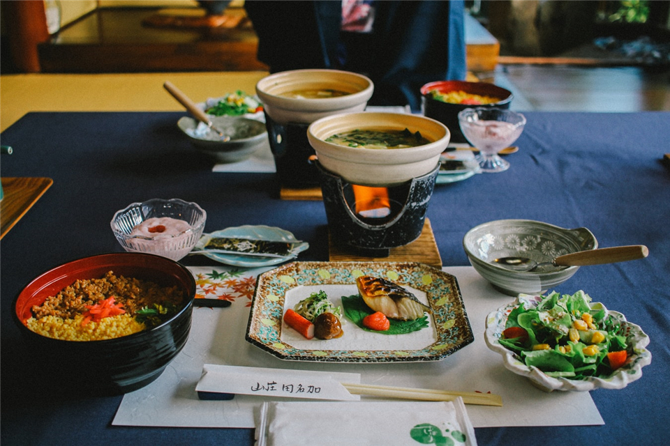 整木定制餐厅设计，感受有颜有味的生活艺术(图1)